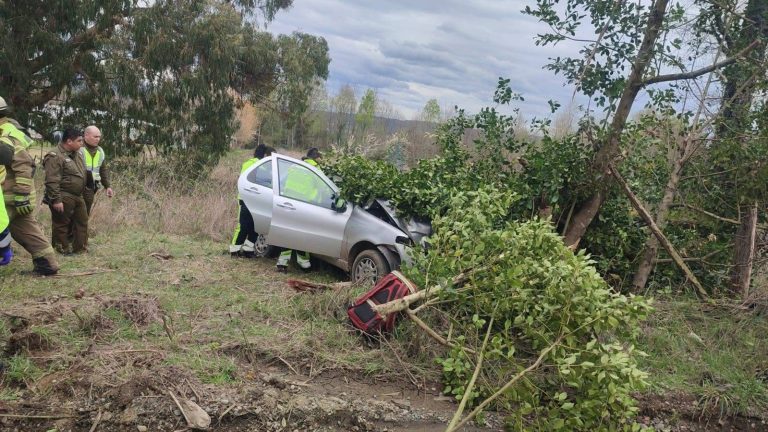 Accidente en Cuinco Alto deja un fallecido tras choque contra un árbol