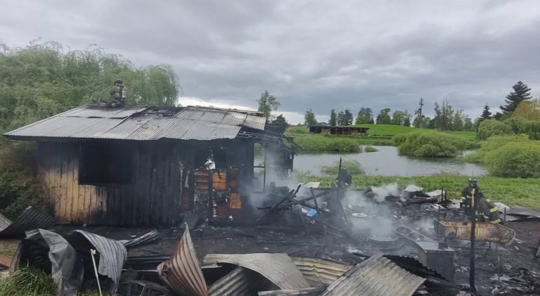 Vivienda fue consumida por completo por incendio en sector rural de Choroico