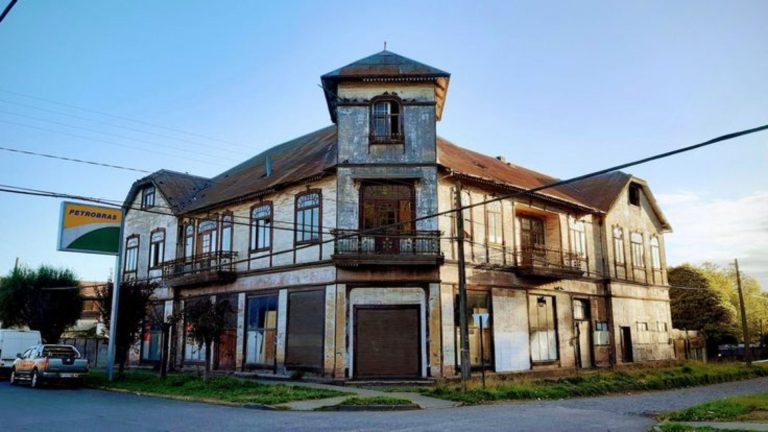 Tribunal ordena a la Municipalidad de Río Bueno pagar más de $290 millones por arriendos impagos y deterioro de la Casa Machmar