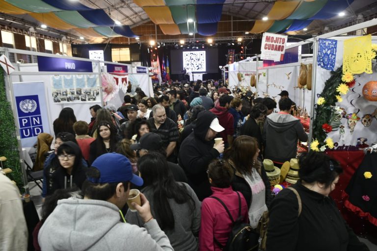 Más de 25 mil personas participaron en el IV Encuentro Internacional “De Los Ríos al Mundo” en Parque Saval