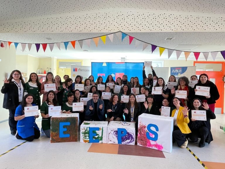 24 establecimientos educacionales de Los Ríos fueron reconocidos como promotores de salud