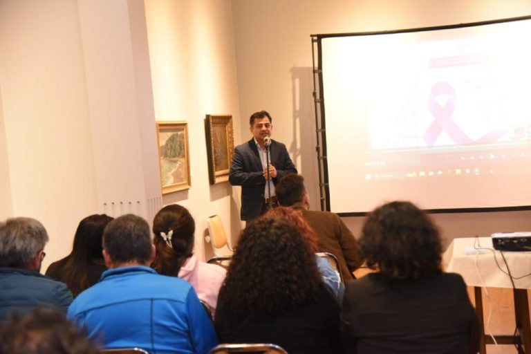 Invitan a vecinas de Mariquina a “Feria de la Prevención del Cáncer de Mama” de Gobierno en Terreno en Hospital Santa Elisa
