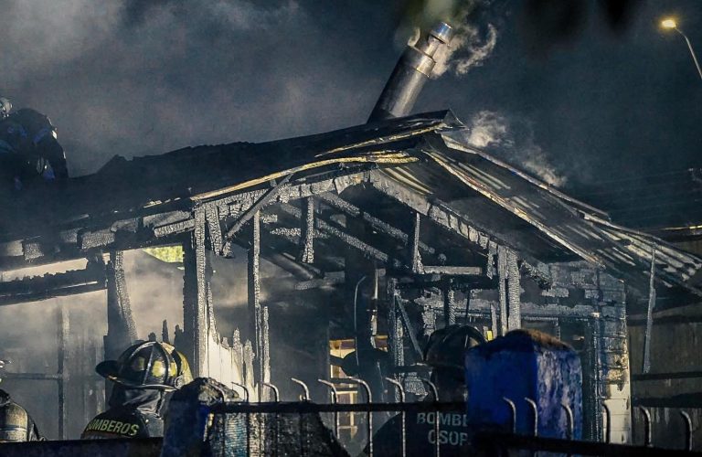 madre y sus dos hijas mueren en incendio que destruyó su vivienda en Francke
