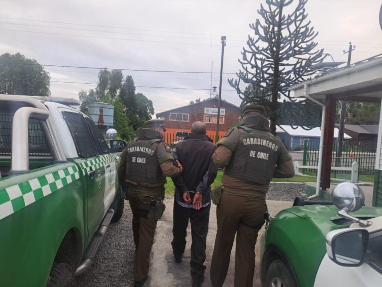Vivanco , Rio Bueno : Detienen a sujeto de 67 años acusado de abuso sexual en transporte público