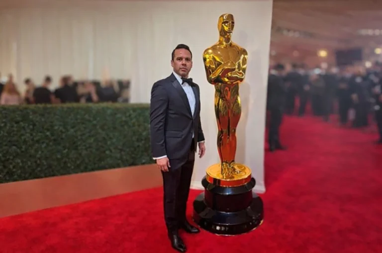 Un pastor evangélico latino irrumpe en Hollywood con una productora para llevar el Evangelio al cine
