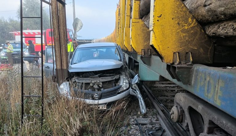Accidente ferroviario en Los Lagos deja a dos adultos mayores lesionados