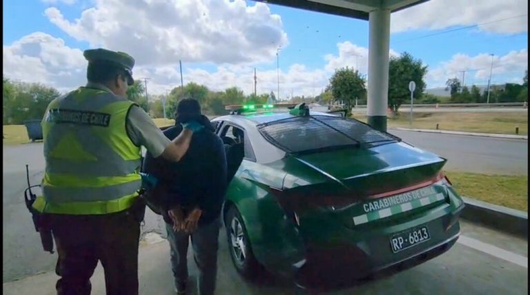 La Unión : Carabineros detiene a ciudadano boliviano por tráfico de drogas
